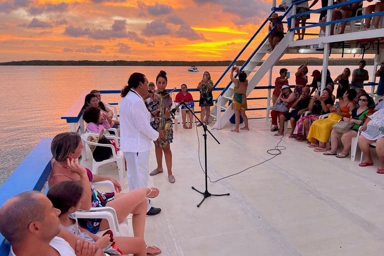 Passaporte para o Catamarã do Pôr do Sol